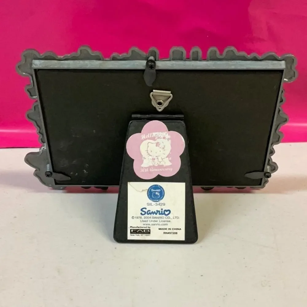 Sanrio Hello Kitty Metal Floral Picture Frame - New